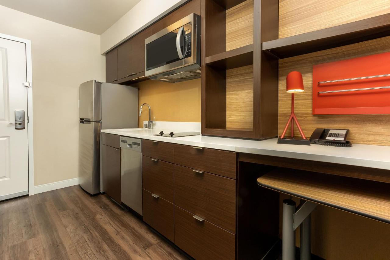 Wellness Studio King Room