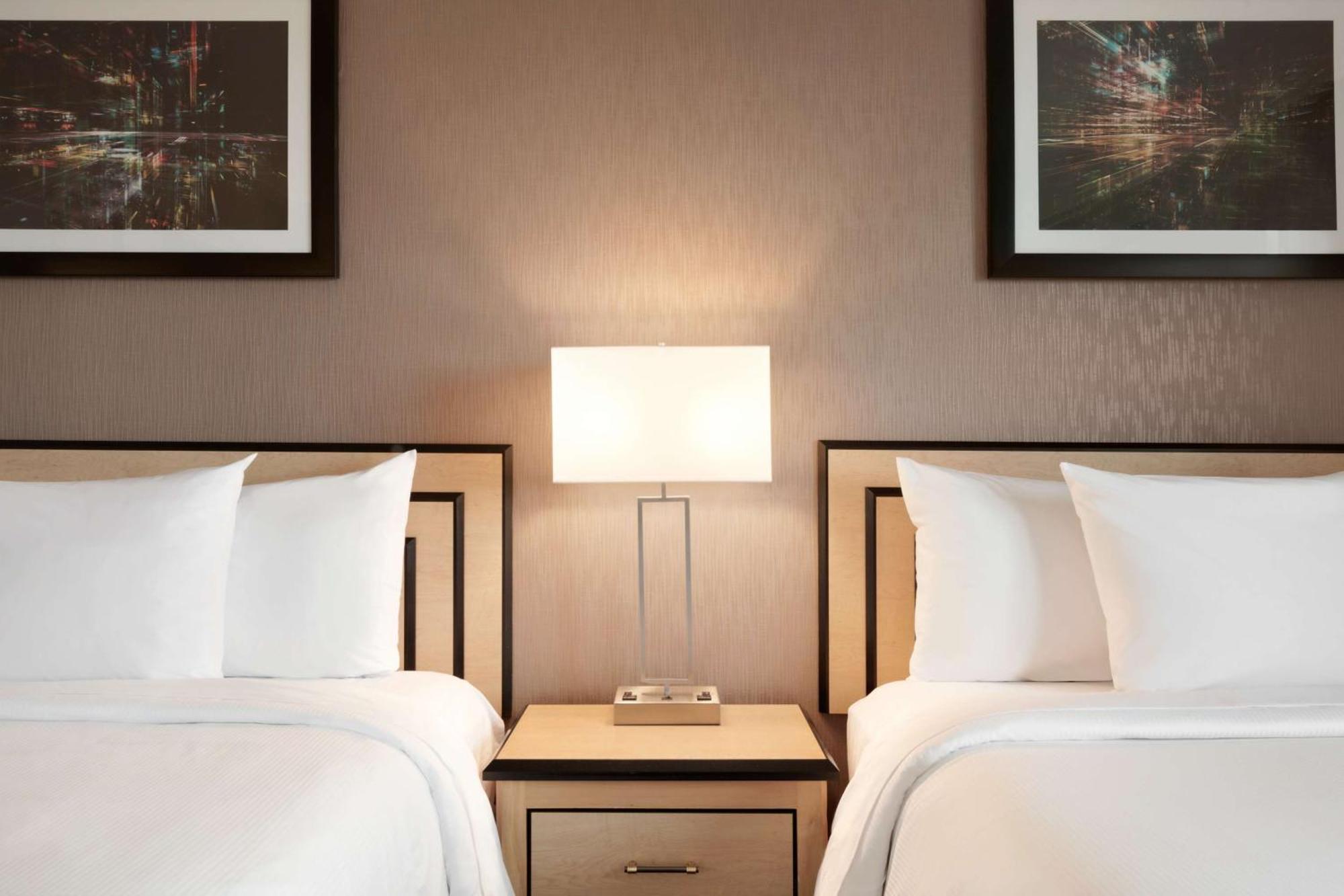 One-Bedroom Queen Suite Hearing Accessible