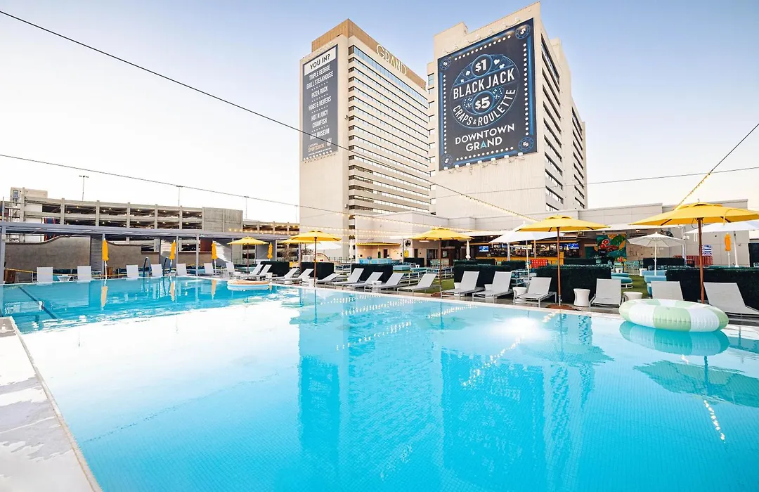 Downtown Grand Hotel & Casino-1
