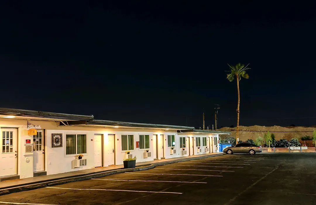Nirvana Hotel-1