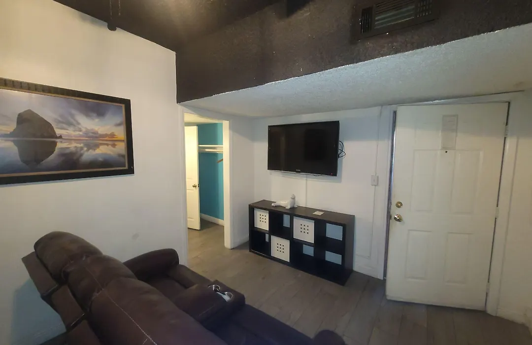 Desert Hills Motel-1