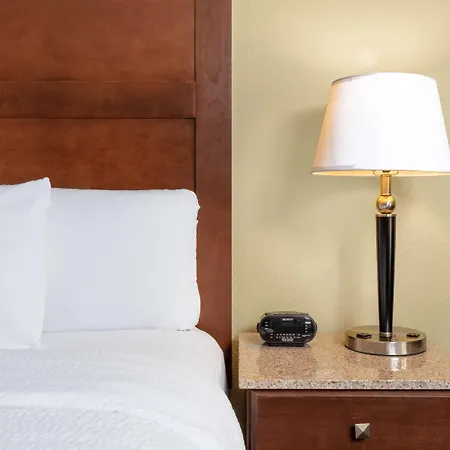 La Quinta By Wyndham Las Vegas Airport South-3