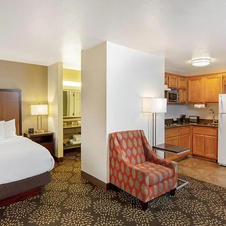 La Quinta By Wyndham Las Vegas Redrock/Summerlin-2