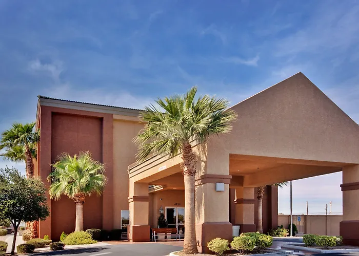 Holiday Inn Express Las Vegas-Nellis By Ihg